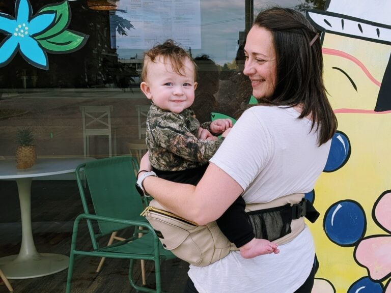 Tushbaby Hip Carrier
